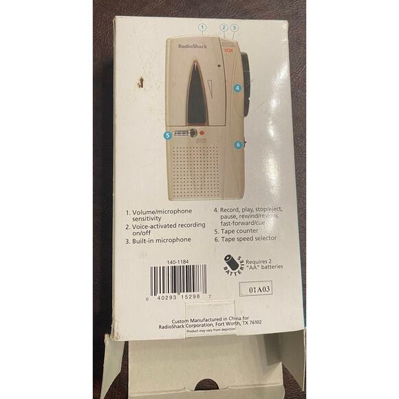 RadioShack Micro-45 Voice-Activated Micro Cassette Recorder with Box and‎ Manual - Picture 2 of 5